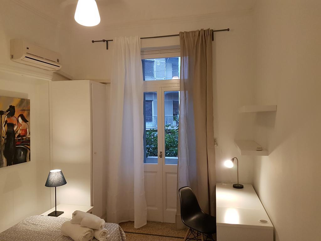 Errathens Aegean Apartment - Athens Center, 5 BD, 2 BATH Exterior foto