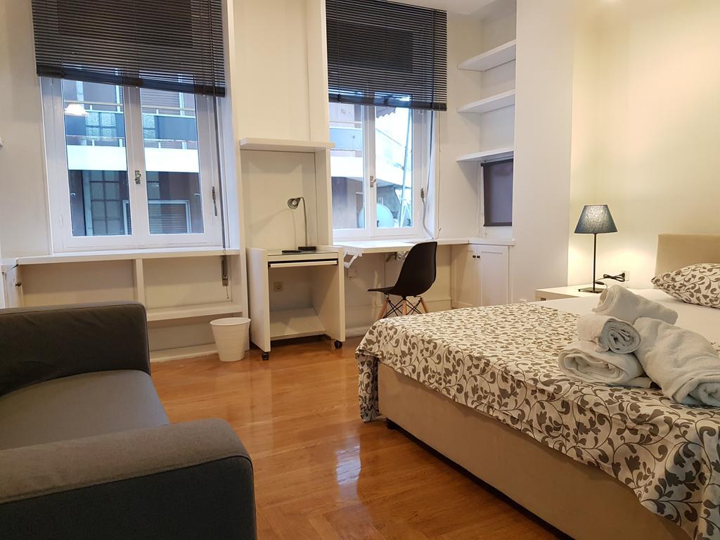 Errathens Aegean Apartment - Athens Center, 5 BD, 2 BATH Exterior foto