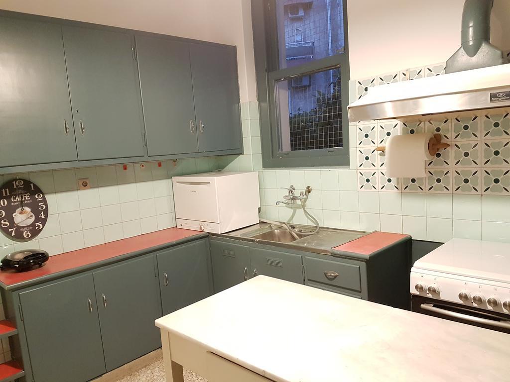 Errathens Aegean Apartment - Athens Center, 5 BD, 2 BATH Exterior foto