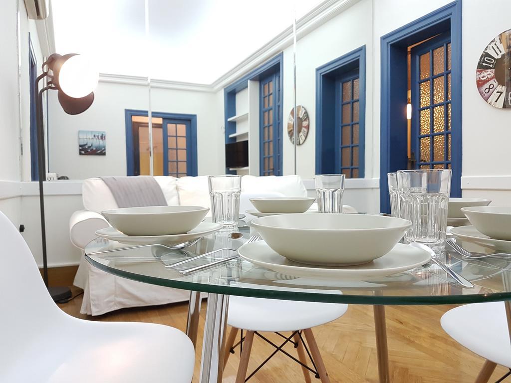 Errathens Aegean Apartment - Athens Center, 5 BD, 2 BATH Exterior foto