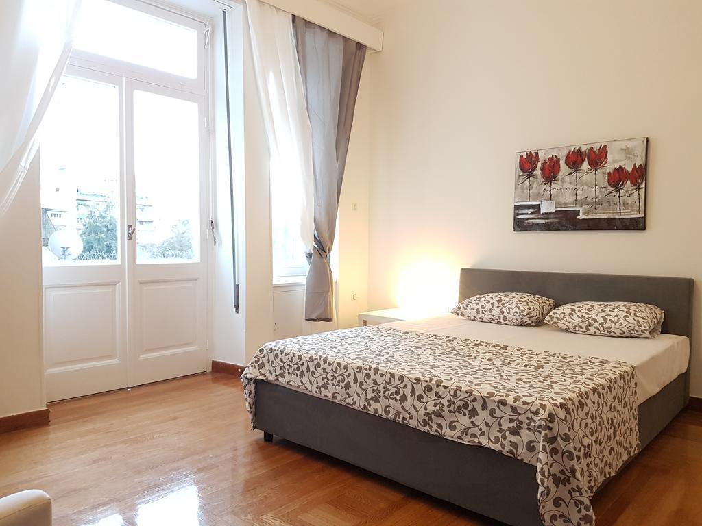 Errathens Aegean Apartment - Athens Center, 5 BD, 2 BATH Exterior foto