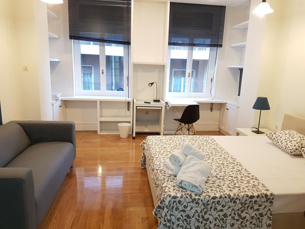 Errathens Aegean Apartment - Athens Center, 5 BD, 2 BATH Exterior foto